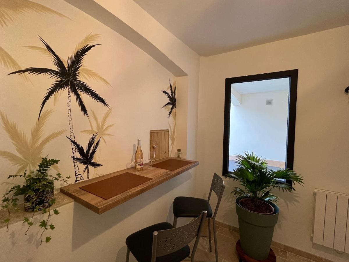 Chambre Au Calme Avec Spa Privatif Gratuit Sud Aveyron Les Palmiers Des Causses Saint-Rome-de-Tarn Екстер'єр фото